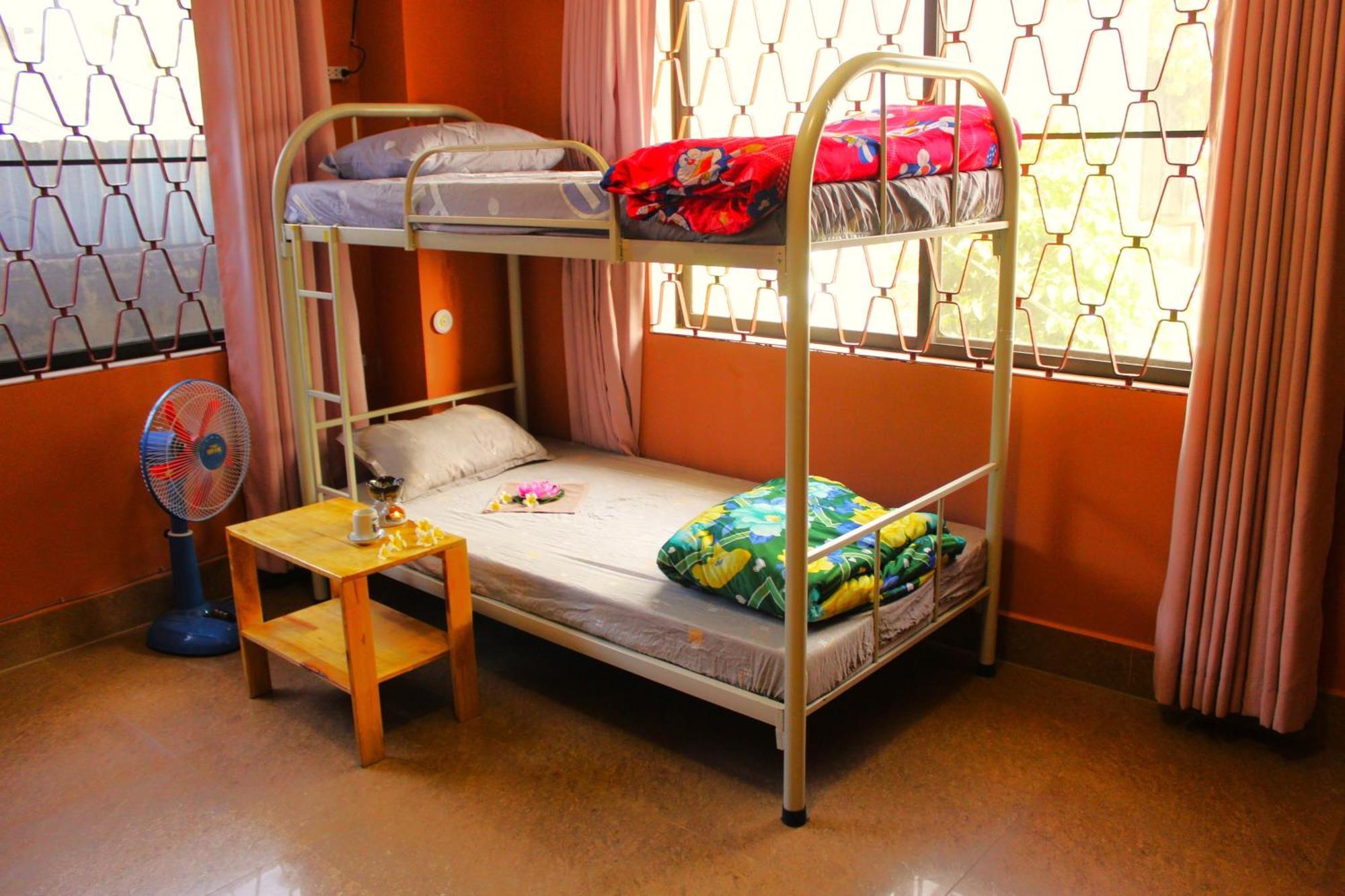 Island View Hostel สีหนุวิลล์ ภายนอก รูปภาพ