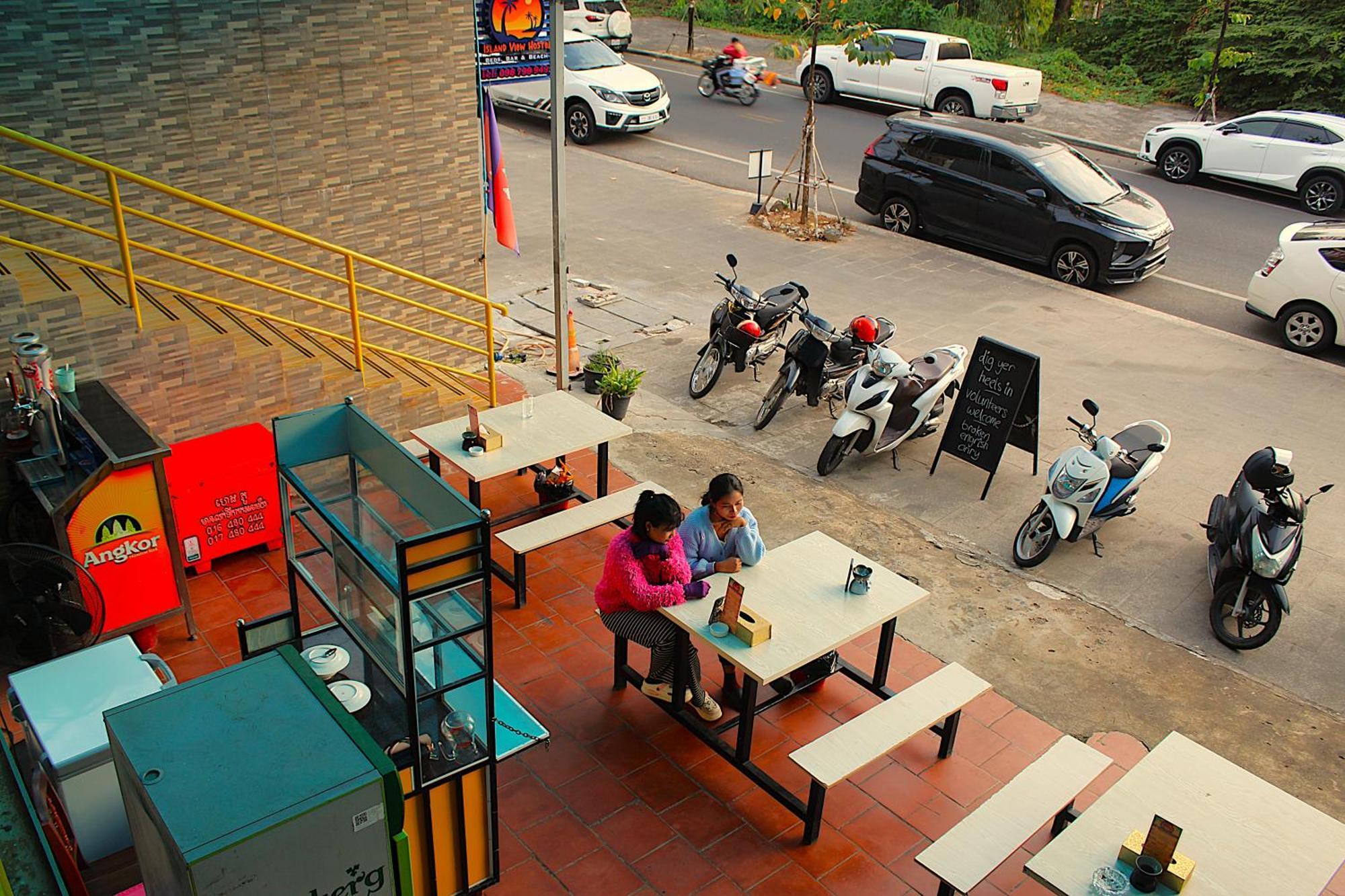 Island View Hostel สีหนุวิลล์ ภายนอก รูปภาพ